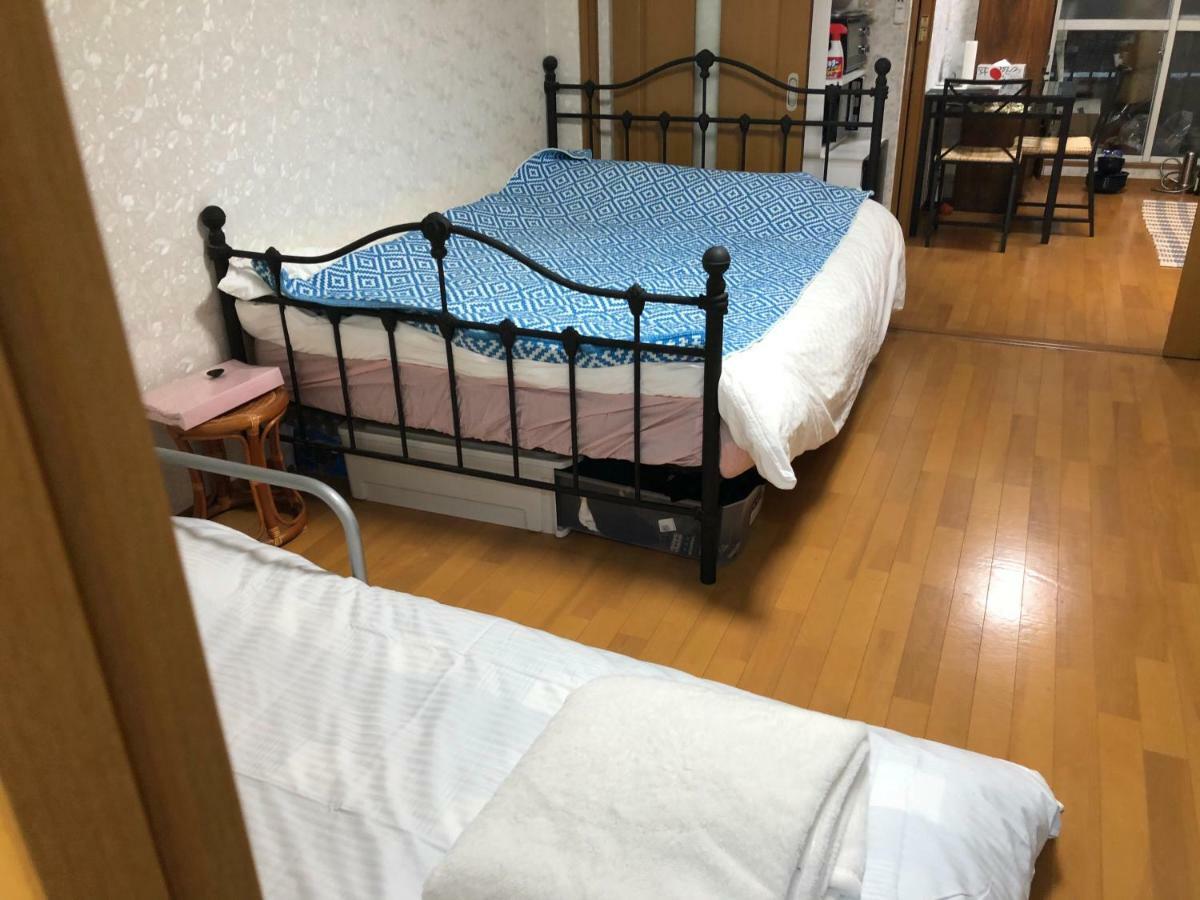 Guest house Takashi's House *