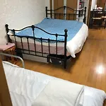 Takashi\'S House